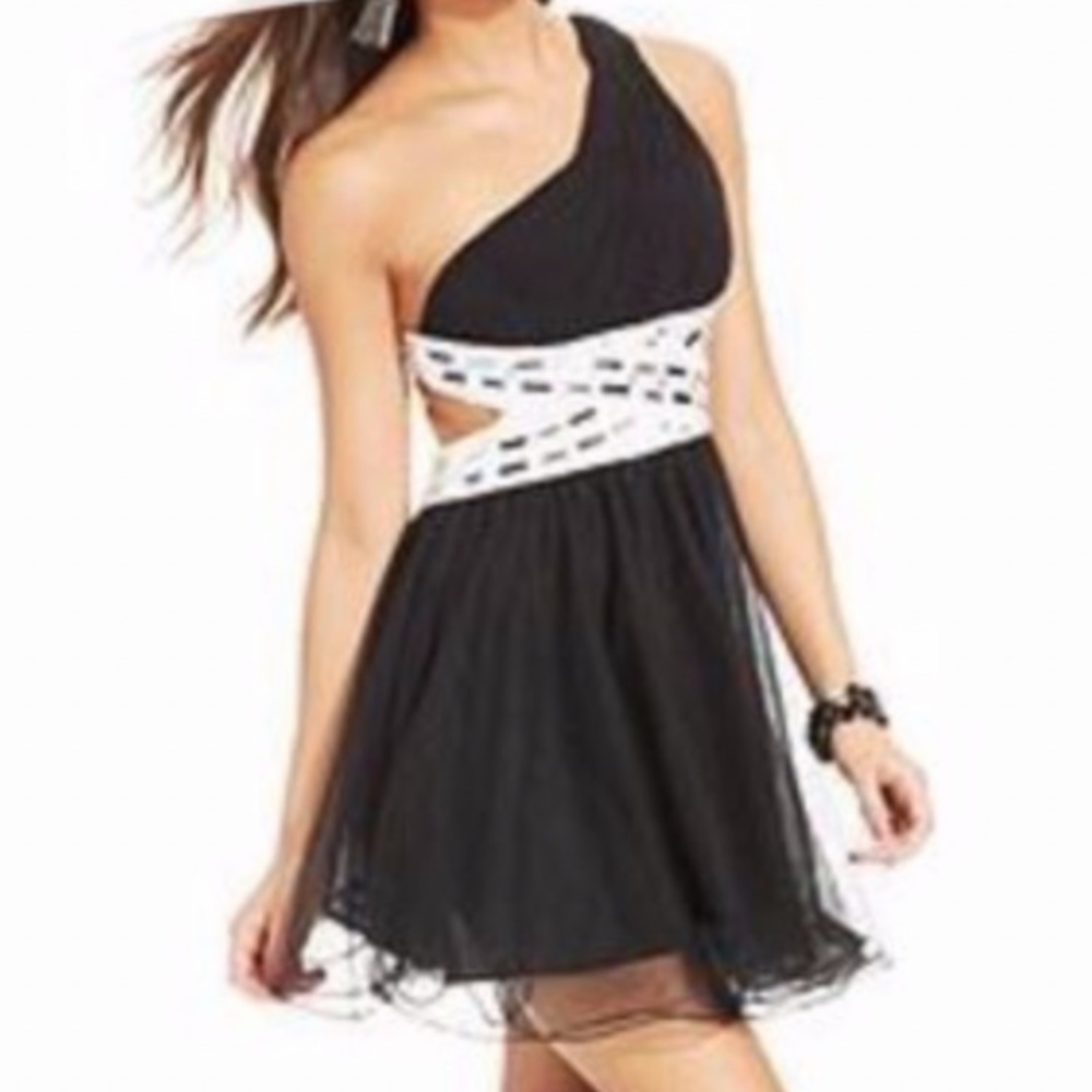 Black and white sequent one shoulder dress worn once